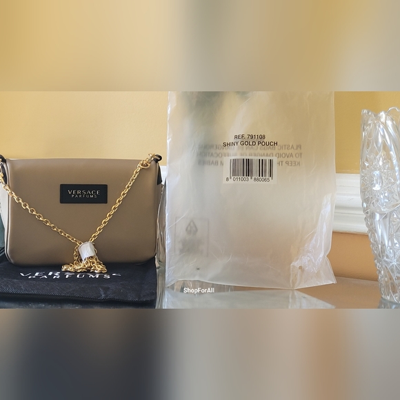 Versace - Picture 11 of 12